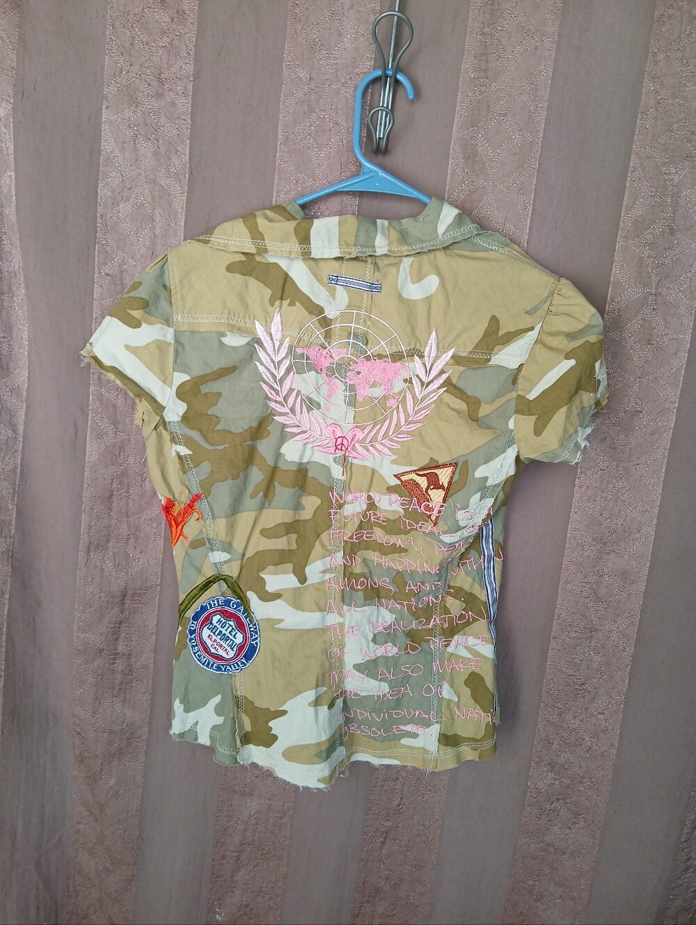 🏷️ Johnny Was 3J Workshop Camo PEACE Cap Sleeve Embroidered Shirt 0404 - Picture 5 of 11